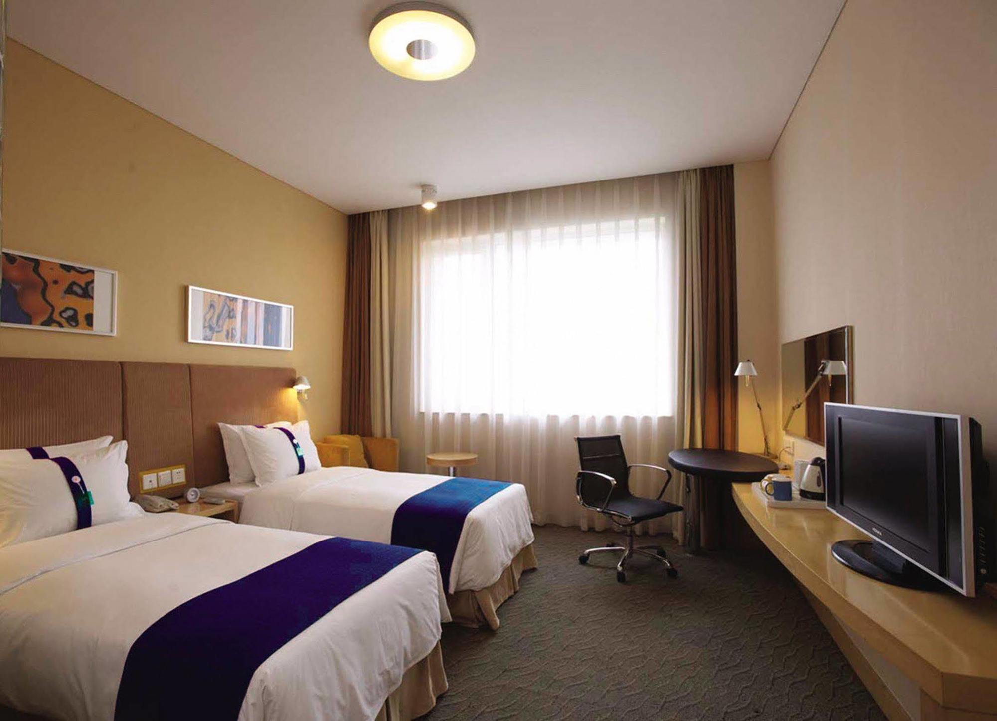 Holiday Inn Express Jinan High-Tech Zone By Ihg Exterior foto